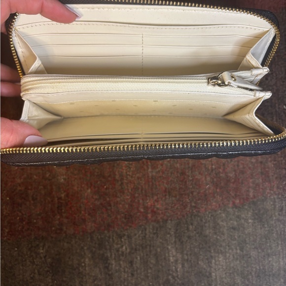 NEW! Kate Spade Whitaker Place Nisha Quilted Leather Zip Around Wallet - Picture 7 of 10